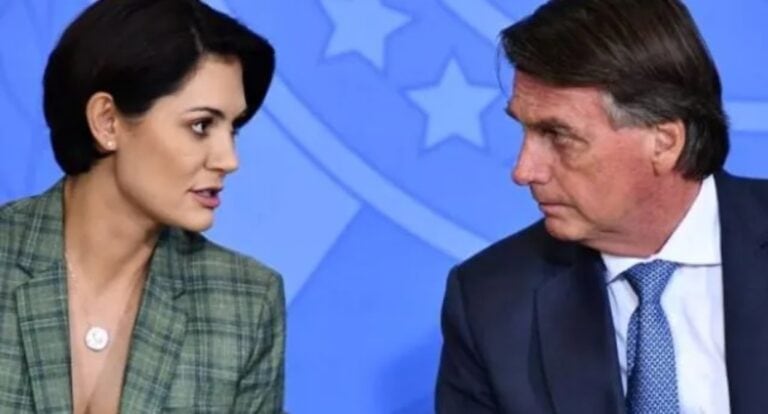 Michelle diz que Bolsonaro sofreu queda após passar mal e bateu a cabeça