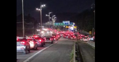 Motoristas enfrentam quase 30 km de congestionamento no Sistema Anchieta-Imigrantes
