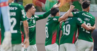 Palmeiras ganha do São Paulo e afunda rival na crise