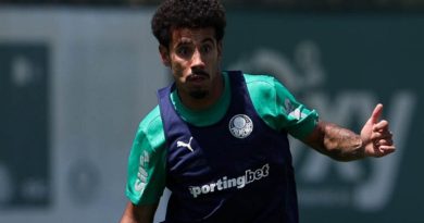 Palmeiras renova com Evangelista até o final de 2027