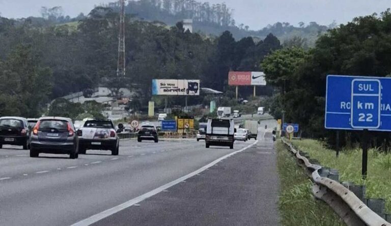 Pedestre morre após ser atropelado por veículo na Rodovia dos Imigrantes