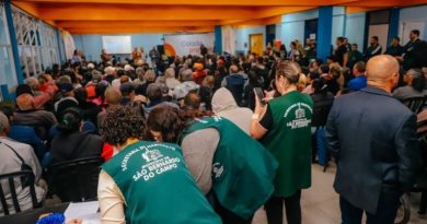 Prefeitura de São Bernardo inicia processo de regularização fundiária no Tatetos em reunião com 250 moradores