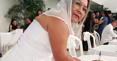 Professora toma posse em concurso vestida de noiva em Roraima