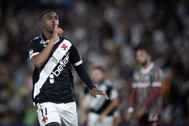 Rayan interessa a clube inglês e Vasco quer fortuna