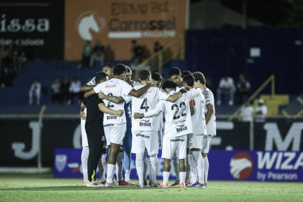 Santos sofre no contra-ataque e se despede da Copinha