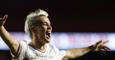 São Paulo massacra Ibrachina e garante vaga na final da Copinha