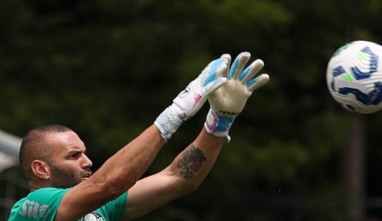 Weverton: Grêmio negocia com Palmeiras