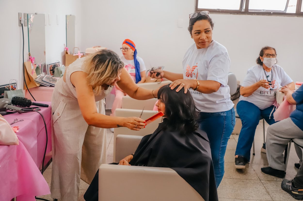 ‘Beleza que Transforma’ leva acolhimento para pacientes do Hospital de Câncer Anchieta