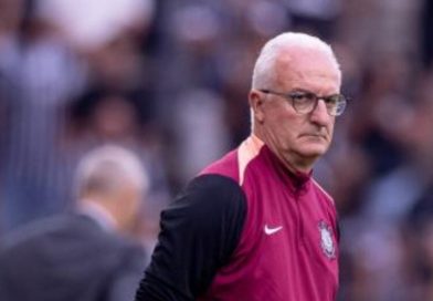 Corinthians: Dorival reduz expectativas e pede reforços
