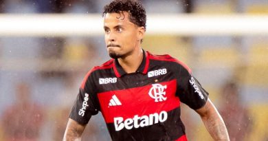Corinthians passou por rivais para fechar com Allan