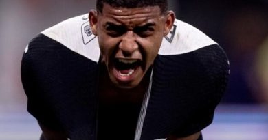 Corinthians vence com segundo tempo eficiente