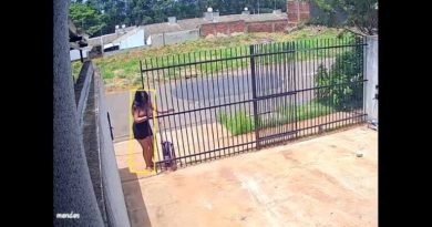 Esqueceu o “item” principal: Mãe sai para levar filha à escola, mas deixa a criança em casa - 2026-02-20 09:45:01