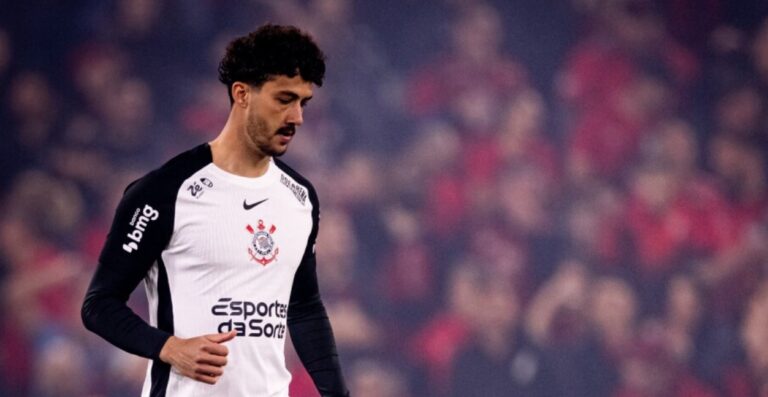 “Fomos superiores”, declara Gustavo Henrique após derrota no Dérbi