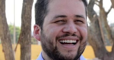 Gilvan Ferreira alcança 100 mil seguidores no Instagram - 2026-02-15 11:34:00