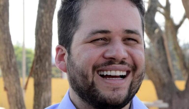 Gilvan Ferreira alcança 100 mil seguidores no Instagram - 2026-02-15 11:34:00