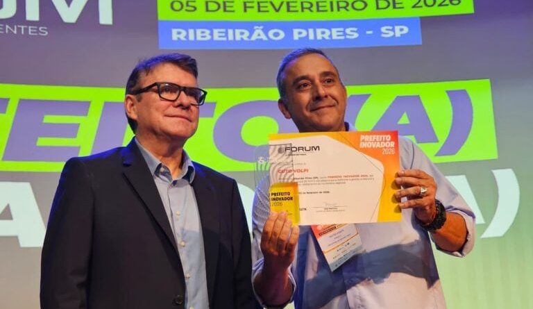 Guto Volpi recebe prêmio ‘Prefeito Inovador’ pela implantação de software de monitoramento de gases de efeito estufa