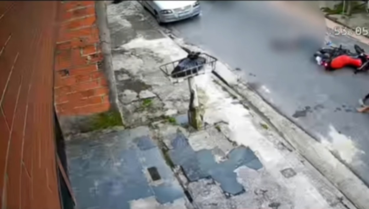 Homem é atropelado por motociclista que fugiu sem prestar socorro em São Bernardo