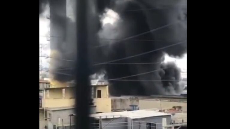 Incêndio atinge empresa no bairro Paulicéia, em São Bernardo