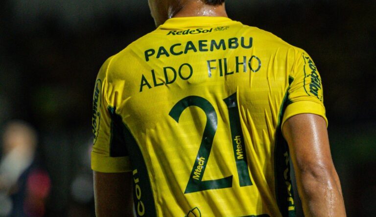 José Aldo vira alvo do Santos