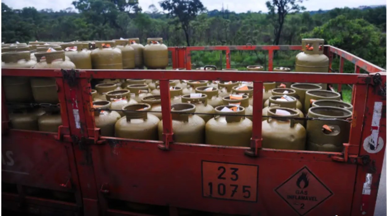 Lei que cria programa Gás do Povo é sancionada; Saiba quem tem direito ao benefício