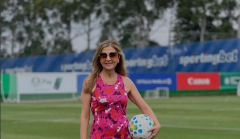 Leila ignora duelo com Fluminense e projeta clássico - 2026-02-24 10:00:39