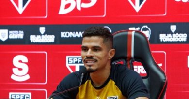 Lucas Ramon é apresentado prometendo trabalho e fazendo desabafo