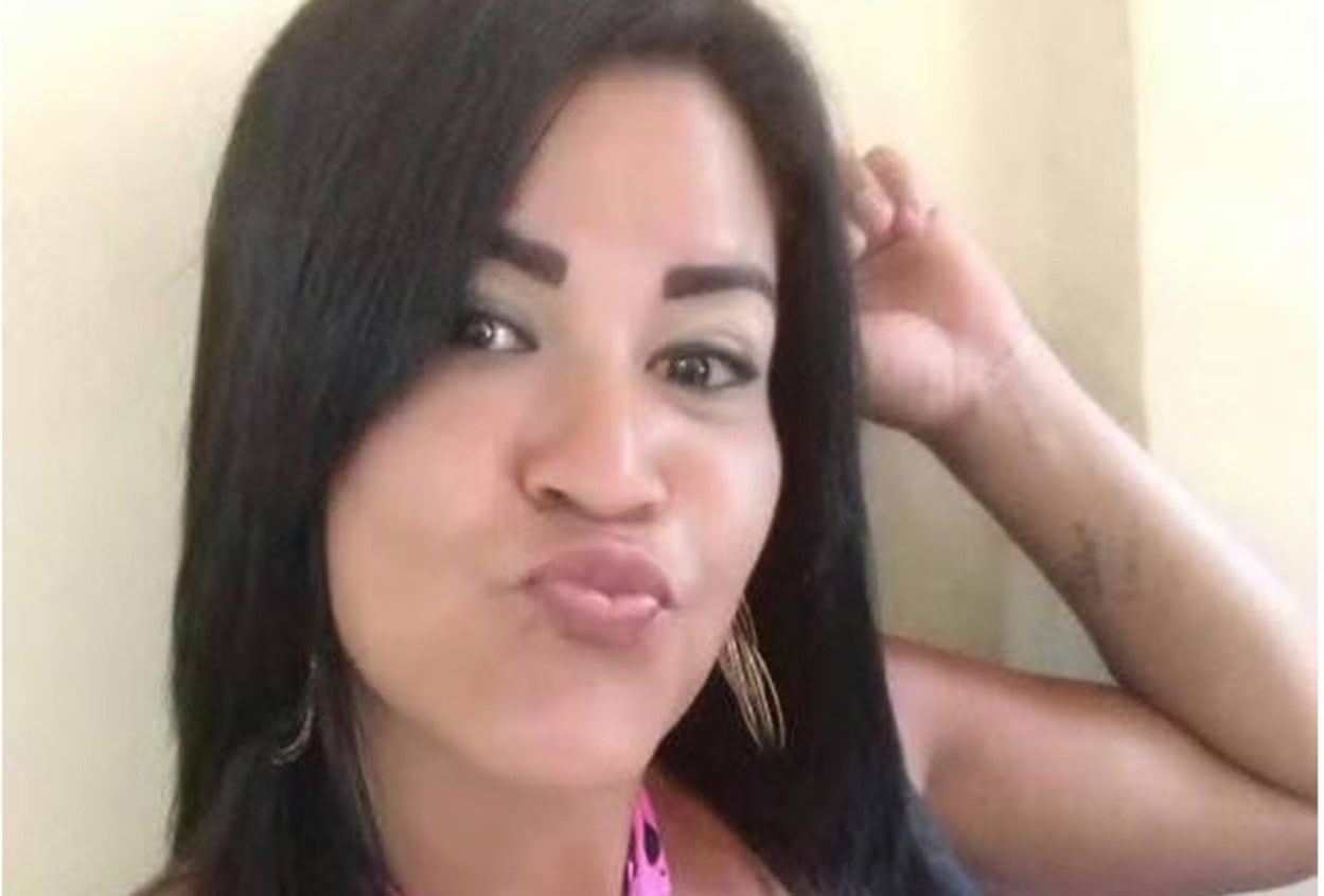 Michele Martins, de 40 anos, morta após o desabamento de 2 casas no Maracanã — Foto: Arquivo pessoal