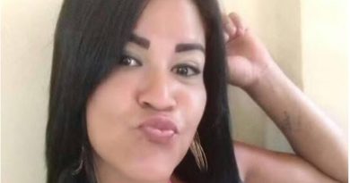 Mãe morre em desabamento de casa no Rio e filha de 7 anos é resgatada