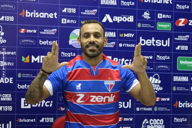 Moisés vira alvo do Santos