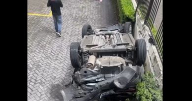 Morador registra estragos após queda de veículos em garagem de São Bernardo