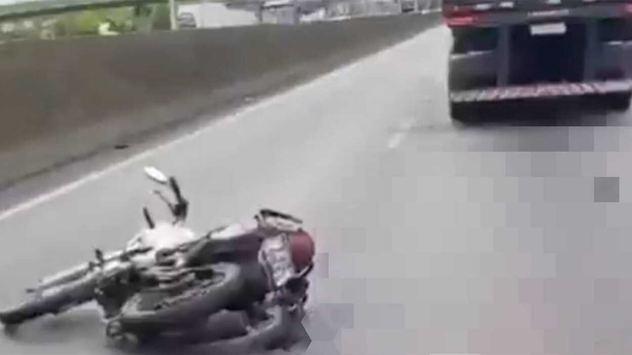 Motociclista morre atropelado por caminhão na Via Anchieta