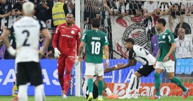 Palmeiras aproveita chance e vence Dérbi após Memphis perder pênalti