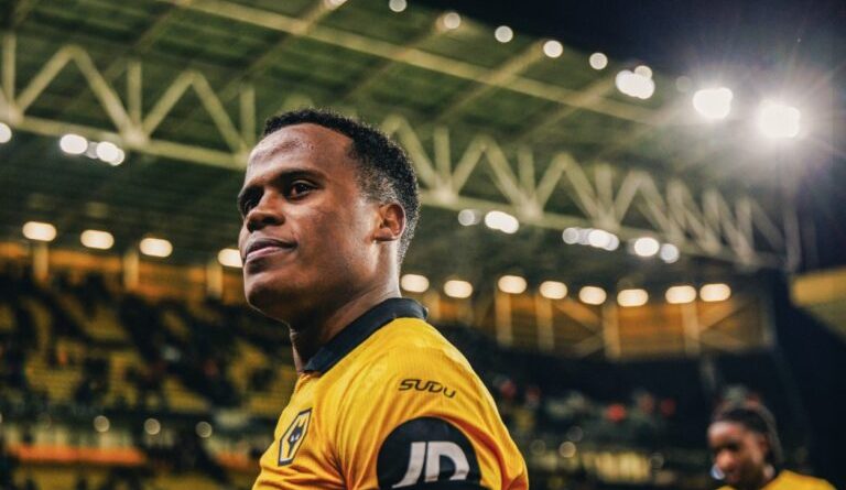 Palmeiras envia proposta de 25 milhões de euros para Jhon Arias