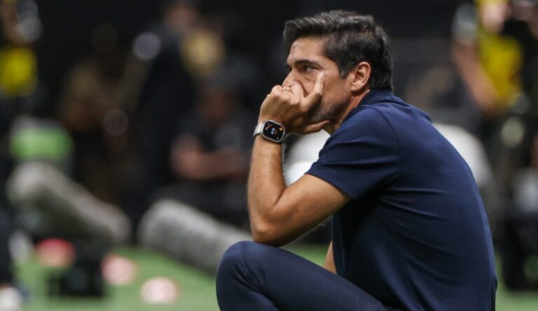 Palmeiras se incomoda e pressiona arbitragem após polêmicas - 2026-02-14 17:46:06