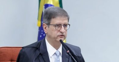 PGR apresenta parecer contrário à prisão domiciliar para Bolsonaro - 2026-02-20 23:39:23