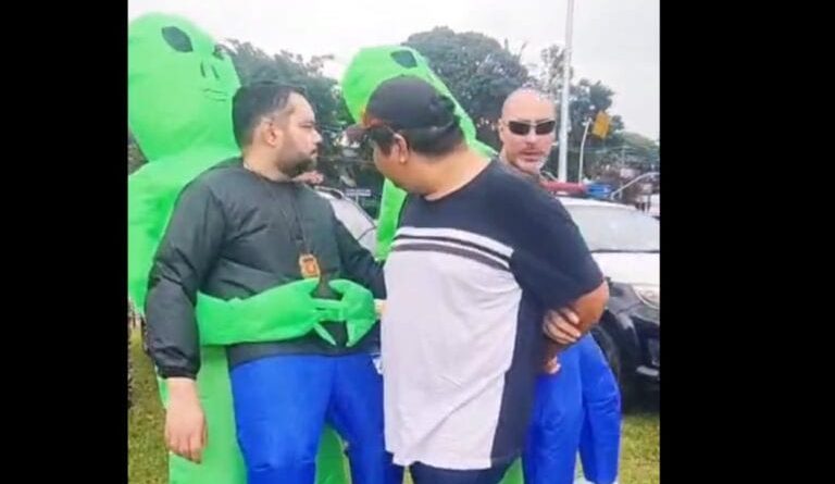 Policiais disfarçados ETs prendem criminosos em megabloco no Ibirapuera