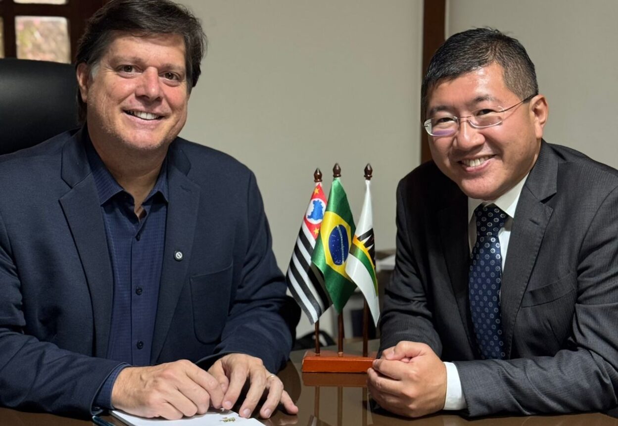 prefeito também se reuniu com o deputado federal e presidente nacional do MDB, Baleia Rossi