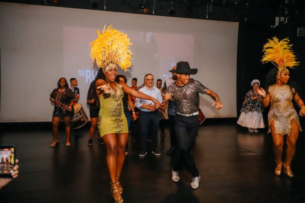 Vai-Vai leva trajetória da indústria e do cinema de SBC ao sambódromo do Anhembi nesta sexta - 2026-02-13 11:11:52