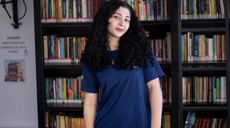 PROJETO DA REDE CULTURAL BEIJA-FLOR OFERTA ENSINO SUPERIOR PARA MORADORAS DE COMUNIDADES