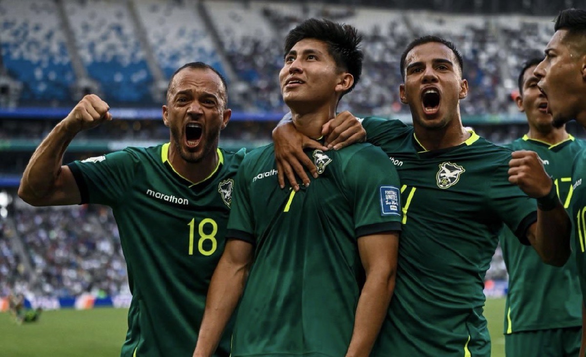 Reprodução/X-@ocrismoraes Bolívia vence Suriname e fica a um passo da Copa do Mundo