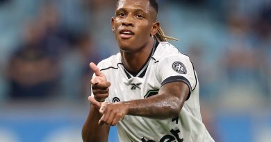 Danilo de volta ao Palmeiras? Anderson Barros despista - 2026-03-28 16:39:35