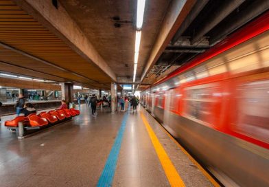 Estação da Luz recebe show gratuito de Clara Lima neste sábado (28) - 2026-03-27 09:40:57