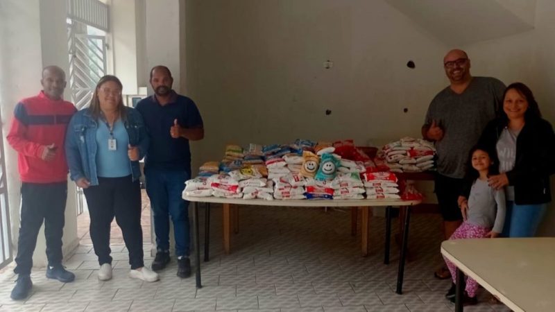 Fundo Social entrega 350 kg de alimentos para Primeira Igreja Batista Filadélfia - 2022-09-06 12:19:29