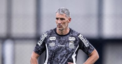 Santos demite Vojvoda após derrota para o Inter - 2026-03-19 00:44:20