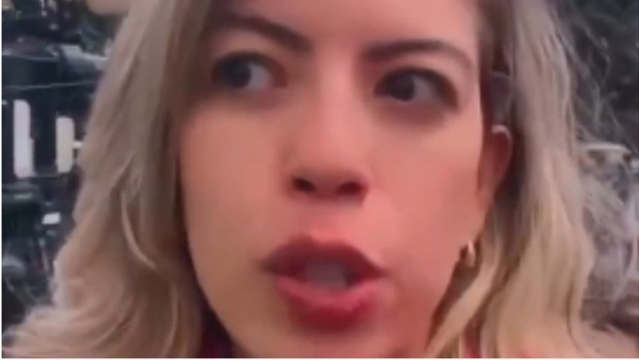 Vídeos sobre internação de Bolsonaro geram polêmica e ataques a jornalistas em Brasília