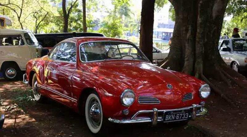 Exposição de carros no ABC