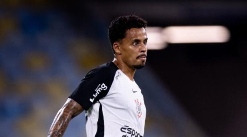 Corinthians decide multar Allan por expulsão - 2026-04-03 15:55:42