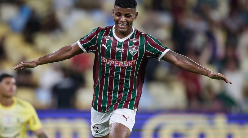 Corinthians é derrotado pelo Flu no Maracanã e soma 8 partidas sem vencer - 2026-04-01 20:32:05