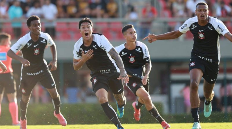 Corinthians frustra estreia de Júlio Baptista com vitória Majestoso Sub-20 - 2026-04-26 18:47:00