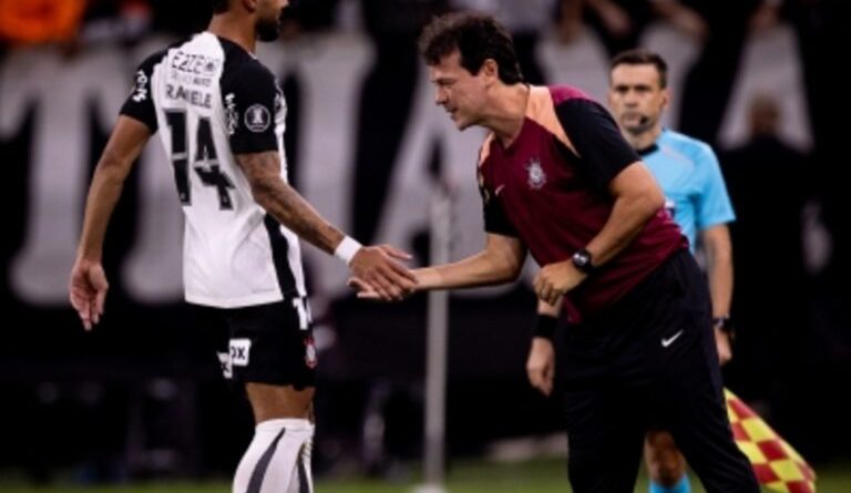 Fernando Diniz explica ideias e declara: “Jogador não é só osso e músculo” - 2026-04-16 00:42:12